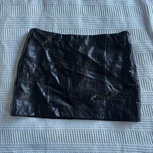 Mango Black Croc Embossed Faux Leather Mini Skirt 🖤